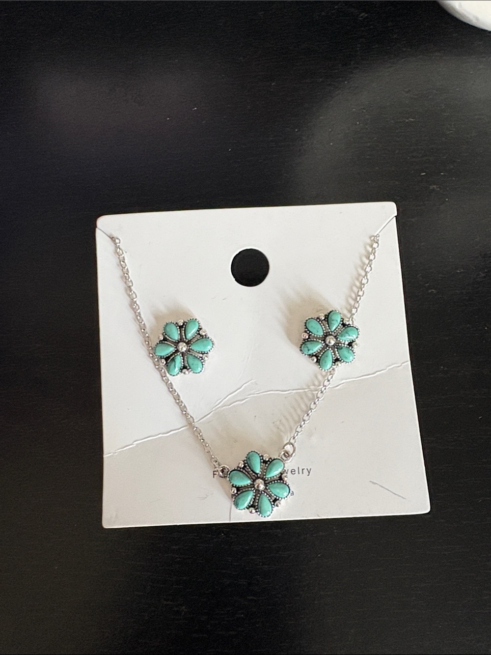 Turquoise Flower Necklace & Earring Set - Silver Tone